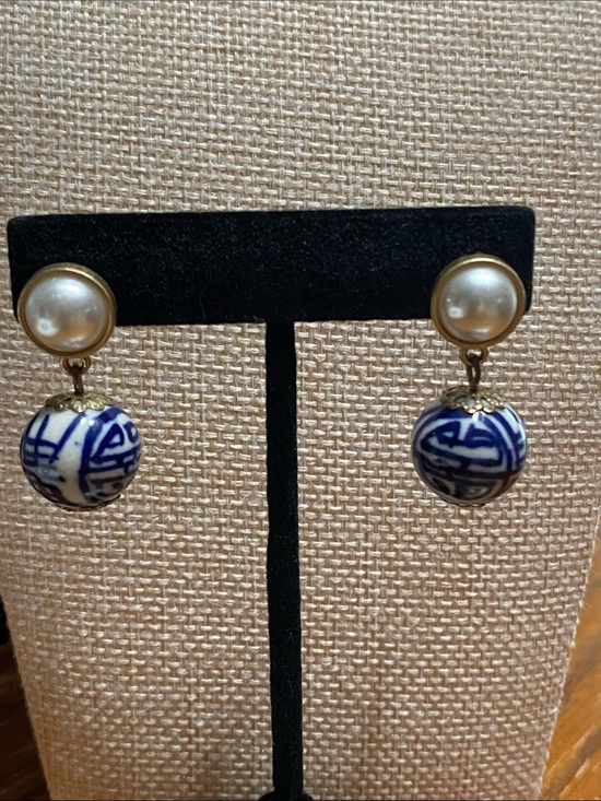 Jewelry - Pearl-Top Blue & White Porcelain Chinese Drop Earrings